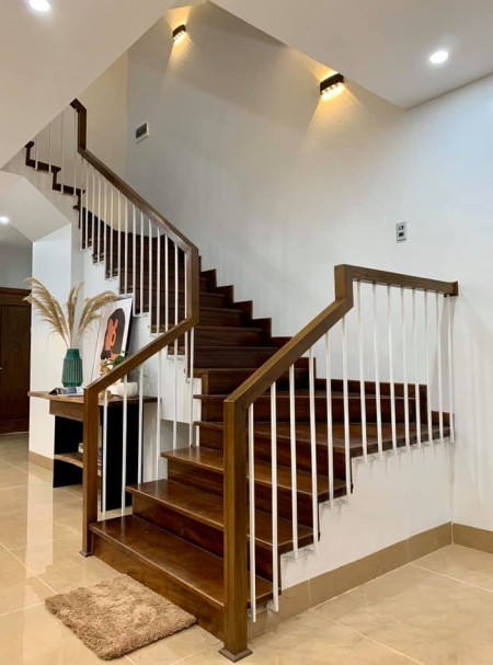 Ở gần Bệnh Viện – Tr Đại Học, trung tâm Đống Đa đường Phương Mai, Giải Phóng