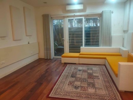 Bán Biệt Thự Hoàng Ngân, Kinh Doanh, VP, Dt 102m2 X 4 Tầng.
