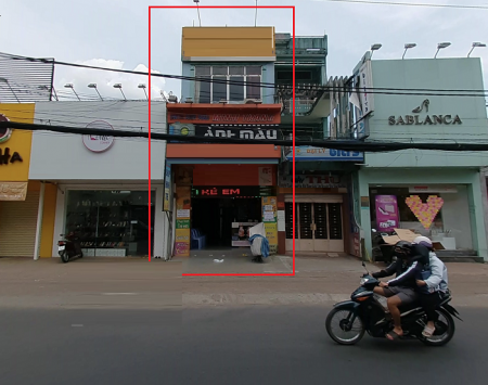 Mặt Tiền Đường Hai Bà Trưng - 4 x 18 - suốt