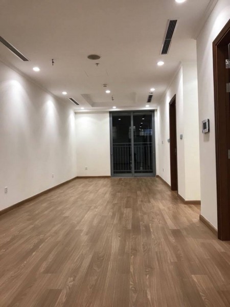Chính chủ cần bán gấp căn 2 ngủ 60.7m giá 2.7 tỷ tại Green Bay, LH: 0352781220
