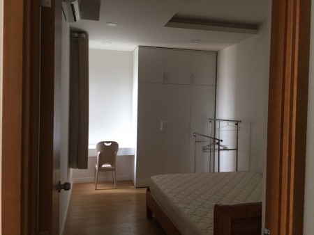 Bán gấp căn hộ Sunrise City Central 2pn, 2wc, full nội thất, giá bán 3 ty 65, giá rẻ nhất thị trường, LH: 0835130091 Nhung