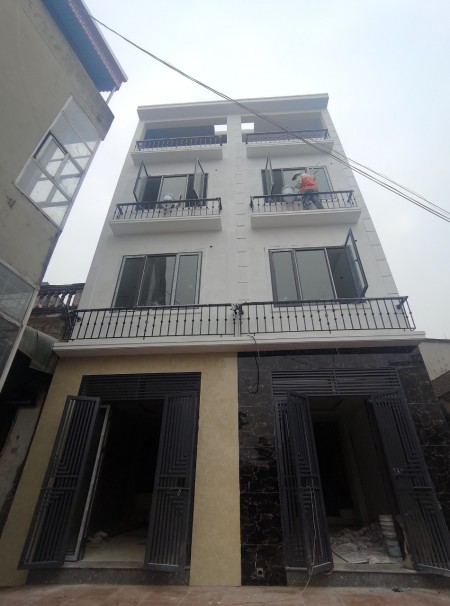 Bán Nhà Phú Lãm, Hà Đông, dt 30m2 nở hậu xây mới 4 tầng, 2 oto tránh nhau, giá chỉ 1.8 tỷ