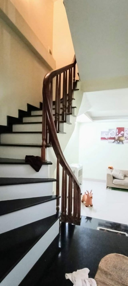 Bán nhà ngõ 40 Trương Định, Hai Bà Trưng 67m2, MT5m x 5 tầng, ngõ oto tránh,gần Chợ Mơ
