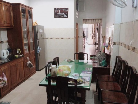 Nhà đường Ba Tháng Hai, Quận 10, DT35m2, 4 tầng, 4PN, Giá 4,5 tỷ
