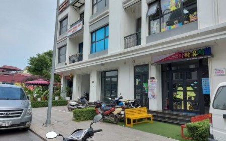 QUÁ ĐẸP - NHÀ TRẦN QUỐC HOÀN, PHÂN LÔ 52M, 2 Ô TÔ TRÁNH, NHỈNH 7 TỶ, Lh: 0911.321.198