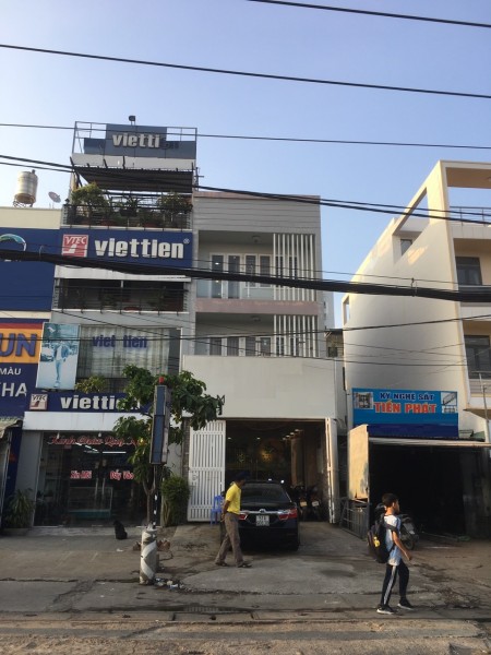 Đường D9, Quận Tân Phú 4 x 25 vị trí đẹp kd tốt
