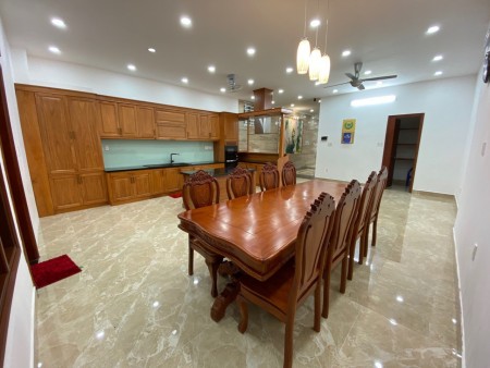 Giảm giá mạnh từ 39 Tỷ xuống còn 36 Tỷ để bán trước Tết BT trung tâm Quận 10.
