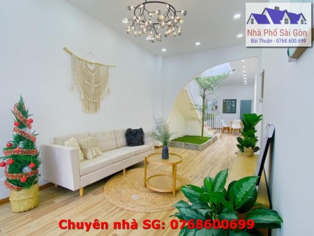 Bán Nhà 220/ Hoàng Hoa Thám, 82m2, nhà mới, ở ngay chỉ 7 tỷ 100 Lh 0768600699
