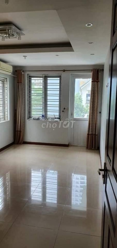 Cho thuê văn phòng hoặc phòng để ở cạnh công viên Hòa Bình, Bắc Từ Liêm, Hà Nội