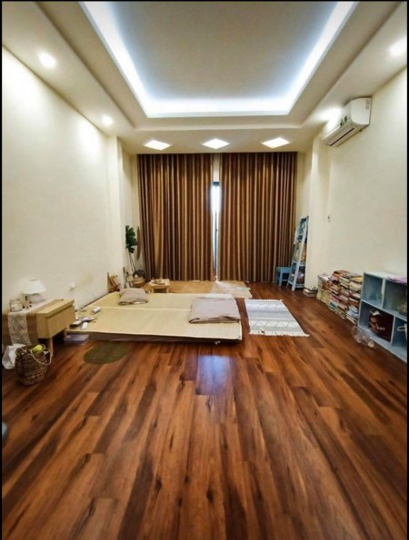 GIẢM SỐC, NHÀ LÊ TRỌNG TẤN HÀ ĐÔNG, GARA 7 CHỖ, ĐỐI DIỆN CHUNG CƯ, DT38MX5, MT4.7m, NHỈNH 3.9 TỈ