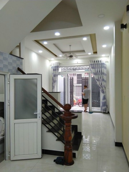 Cần bán gấp nhà 4 tầng, Nguyễn Đình Chiểu, P.5, Quận 3. 6,8 tỷ