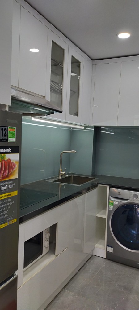 Nhà Sạch Mới Vô Ở Liền, 1 Trệt 4 Lầu, 4PN, 3WC 44 m2 Giá Rẻ
