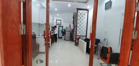 Siêu hiếm. phố Chu Văn An. Kinh Doanh Sầm Uất. Ô Tô Tránh. Vỉa hè 48m 5 Tỷ