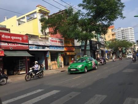 Bán nhà mặt tiền Đinh Bộ Lĩnh, Bình Thạnh, 4x20m, cấp 4 giá 13,9 tỷ