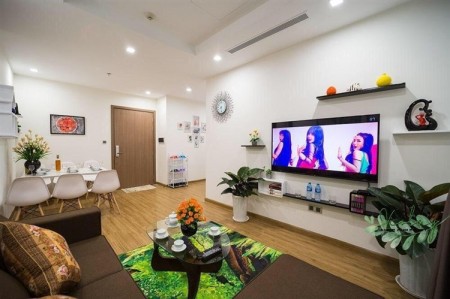 Bán gấp căn 1 ngủ, 45m Green Bay, Giá 2 tỷ, LH: 0352781220