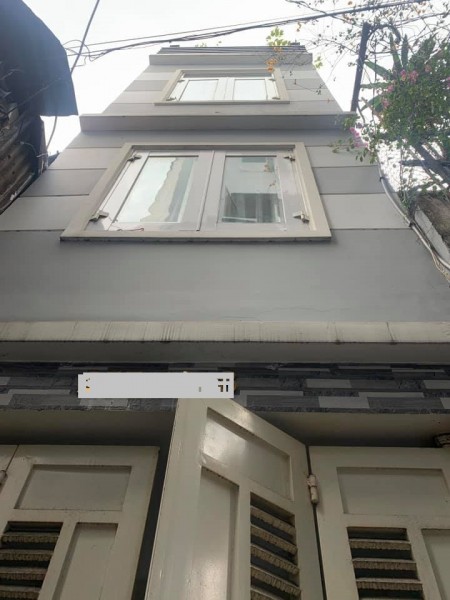 Bán nhà 4 Tầng, 4PN Đường 3/2 sát Hà Đô 45m2 chỉ 4 tỷ. Nhà đẹp ở ngay đón tết