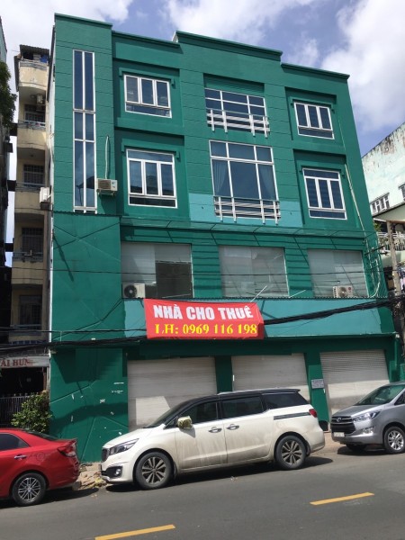Mặt tiền đ.Trường Sa -- ngang 9m -- ngay bờ kè Q1