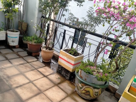 Nhà đẹp, hẻm xe hơi, Cách Mạng Tháng Tám,Quận 10,giá đầu tư !!!