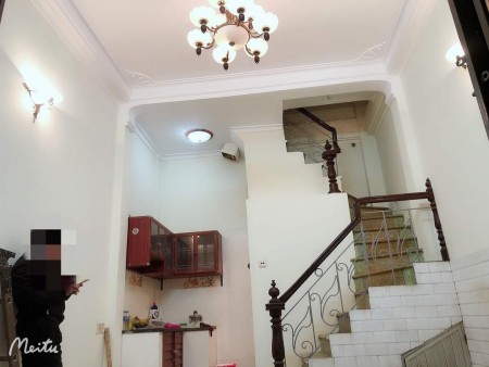 Bán Nhà HỒNG MAI Gần Ô Tô Chỉ 10M. 3PN. GIÁ CHƯA ĐẾN 2 TỶ