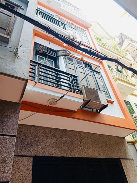 Bán nhà Dương Quảng Hàm Cầu Giấy ảnh thật 40m2 4 tầng 3.85 tỷ