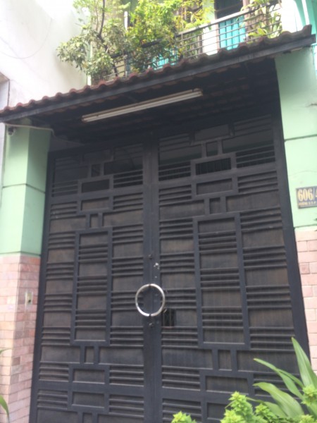 CC GẤP Bán nhà HXH 5M Nguyễn Chí Thanh, Phường 7, Quận 11, 49M2, 4PN, 4WC, 4 Tầng, giá 5 tỷ 4