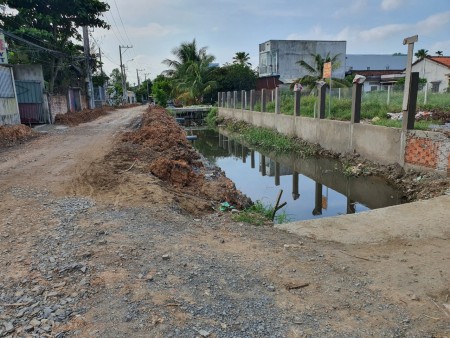 Kẹt tiền bán lô đất ở An Phú Tây - Bình Chánh