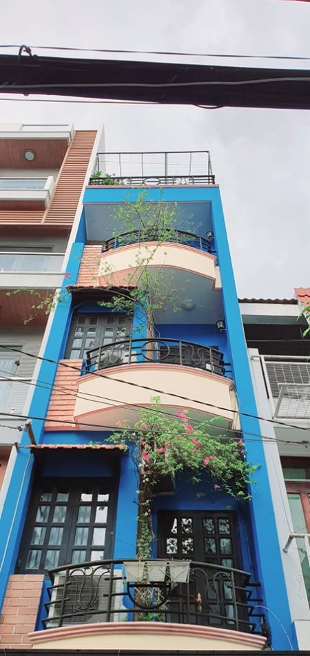 NHÀ MẶT TIỀN KINH DOANH SẦM UẤT DT 44M2, 5 TẦNG. 6 PHÒNG NGỦ GIÁ 8.5 TỶ
