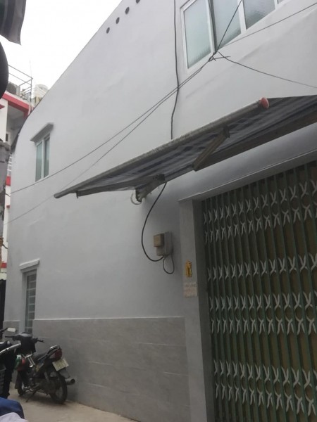 NHÀ QUẬN 4 KO QUY HOẠCH CỰC HIẾM 2 TỶ 20M2 HẺM LÔ GỐC CÁCH MT 30M.