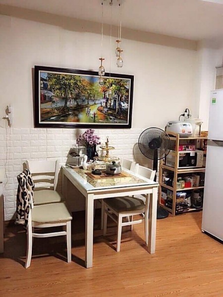 Nhà đẹp như Hoa Hậu Sát Quận 1, Quận 5, Nhỉnh 30tr.m2