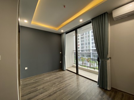Chủ nhà gửi bán căn 2 ngủ, 55m giá 2.3 tỷ tại Green Bay Mễ Trì