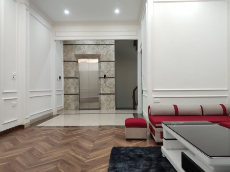 Bán nhà Phố Hàm Nghi, ô tô, thang máy, 50m2 x 7T, 9.1 tỷ.
