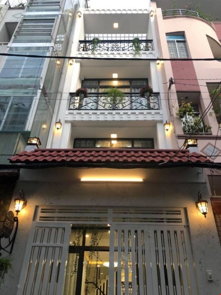 Cần bán gấp nhà HXH Cống Lở, Tân Bình. DT: 4.1x18m, bán gấp 5 tỷ