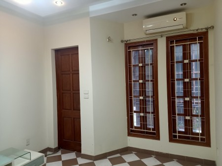 BÁN NHÀ ĐẸP 4 TẦNG CẦU GIẤY LÔ GÓC GẦN Ô TÔ KINH DOANH NHỎ TIỆN ÍCH NGẬP TRÀN