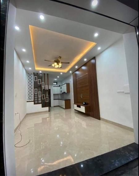Bán nhà 5 tầng Đẹp ô tô vào nhà Phố Nguyễn Ngọc Nại