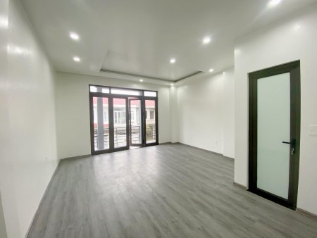 Nhà Đẹp 3 Tầng Hoàn Thiện Full Nội Thất, Huế Green, Giá Tốt Trước Tết