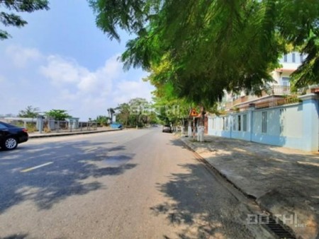 Sale 2 lô đất Đường Nguyễn Thành Ý có dt 272m2 - Thích hợp xây biệt thự
