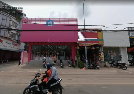 Đường Thoại Ngọc Hầu mặt tiền nguyên căn dt: 5.2 x 40 cấp 4
