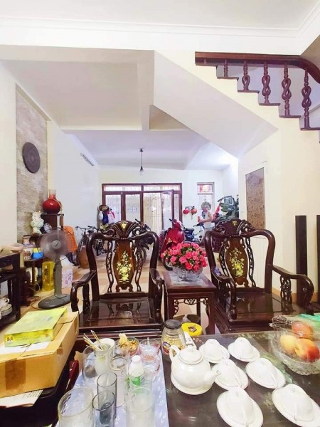 Cần tiền BÁN GẤP Hơn 4 tỷ NHÀ ĐẠI LA 5 TẦNG 6 NGỦ NHÀ ĐẸP Ở, cho thuê