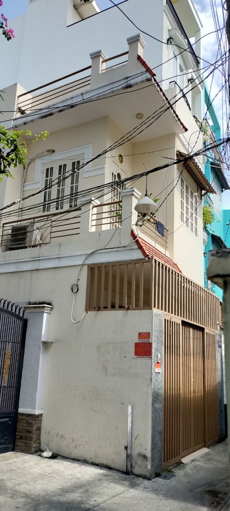 Nhà Bùi Thị Xuân P3, TB Cần Bán Gấp, DT 46 m2, 2Lầu , 3 PN, 3WC, Giá 4 tỷ.