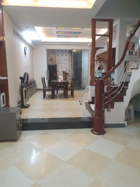 Nhà Đẹp, ngõ thông Trần Duy Hưng kinh doanh dt 106m, 5 tầng, mt 4.8m, giá 19.8 tỷ