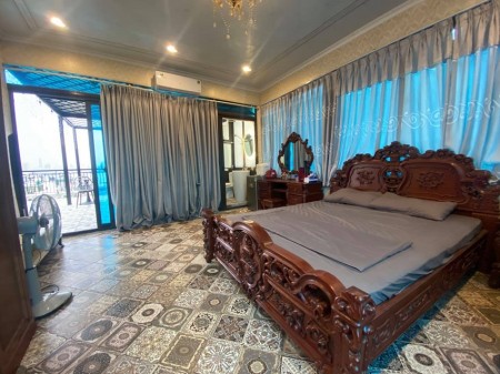 Bán nhà phố Yên Phụ, Tây Hồ, oto, vỉa hè, MT8m. 110m2 10 tầng 25 tỷ