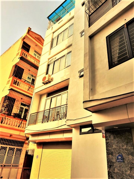 Nhỉnh 2 tỷ sáu có 180m2 nhà đẹp Thanh Xuân, ở luôn, nhiều phòng, ngõ thông
