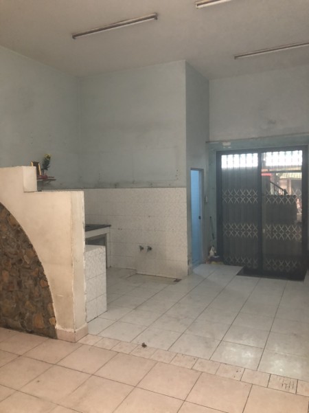 Cho thuê nhà mặt tiền kinh doanh Văn Cao 4.7x15m 2.5 lầu, gía 24 triệu ( gần Nguyễn Sơn )