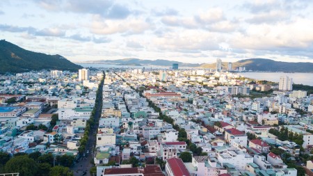 Bán đất MT đường Ngô Gia Tự Ttrung tâm TX An Nhơn. Giá 10 Triệu/m2