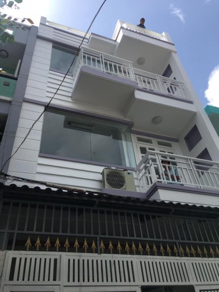 CC cần Bán nhà 737/8A Lạc Long Quân, Phường 10, Quận Tân Bình, 53M2, 4PN, 3 Tầng, giá 4 tỷ 5