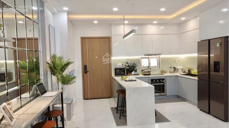 Prince Resdence cần cho thuê căn hộ rộng 75m2, 2 PN, tầng cao, có nội thất, giá 13 triệu/tháng