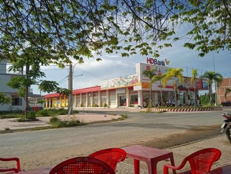 Bán đất mặt tiền chợ thị trấn Thạnh Phú-Gía gốc CĐT