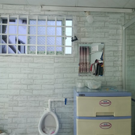 Cho thuê gấp nhà 1 trệt 1 lầu 20m2 mặt tiền Nguyễn Sơn Hà, Phường 5, Quận 3, giá 10 triệu/tháng