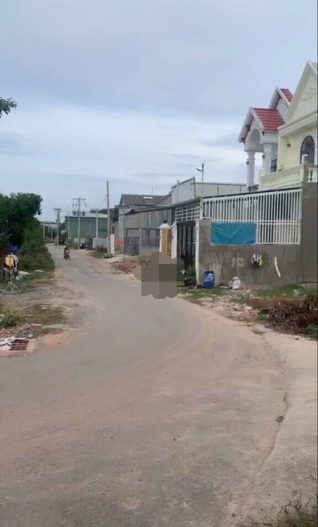 Đất Tân Phước Khánh, Tx Tân Uyên, Bình Dương lô góc 2 mặt tiền, Dt 1584m2, TC 320m2, đường xe tải 8m