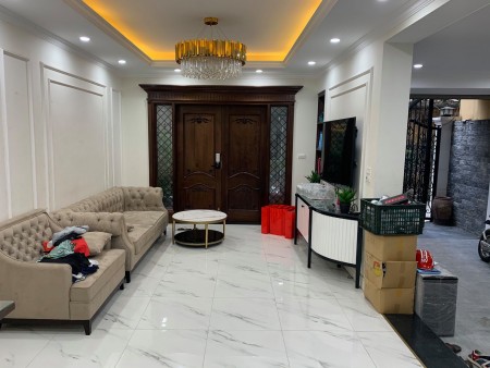 Mặt Phố LÊ THANH NGHỊ - Khu VIP Hai Bà Trưng. Mở Cửa Là Có Tiền